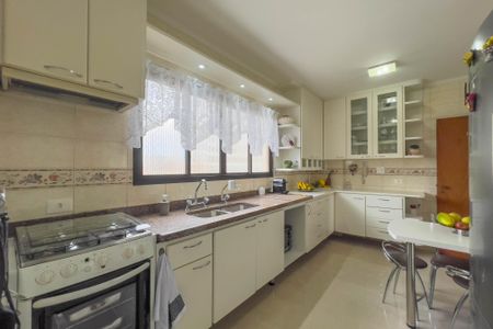 Apartamento à venda com 140m², 3 quartos e 3 vagasCozinha