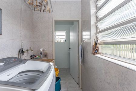 Casa à venda com 135m², 3 quartos e 2 vagasÁrea de Serviço