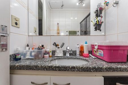 Casa à venda com 135m², 3 quartos e 2 vagasBanheiro Social