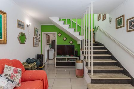 Casa à venda com 135m², 3 quartos e 2 vagasSala