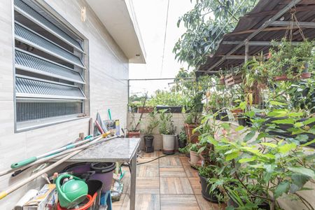 Casa à venda com 135m², 3 quartos e 2 vagasQuintal