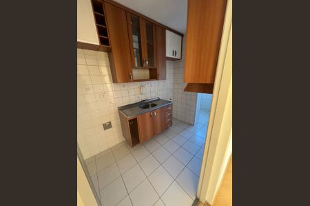 Cozinha de apartamento à venda com 2 quartos, 55m² em Vila Primavera, São Paulo