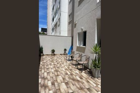 Apartamento para alugar com 89m², 2 quartos e 1 vagaQuintal