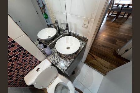 Apartamento à venda com 65m², 2 quartos e 2 vagasBanheiro