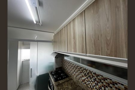 Apartamento à venda com 65m², 2 quartos e 2 vagasCozinha