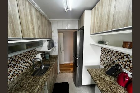Apartamento à venda com 65m², 2 quartos e 2 vagasCozinha