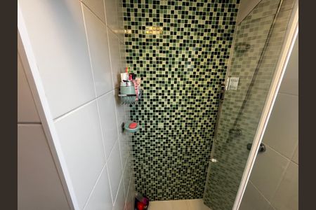 Apartamento à venda com 65m², 2 quartos e 2 vagasBanheiro da Suíte