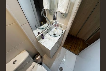 Apartamento à venda com 65m², 2 quartos e 2 vagasBanheiro da Suíte