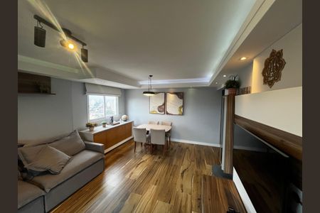 Apartamento à venda com 65m², 2 quartos e 2 vagasSala