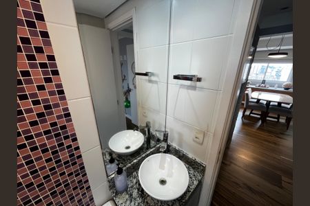 Apartamento à venda com 65m², 2 quartos e 2 vagasBanheiro