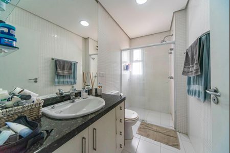 Apartamento à venda com 134m², 3 quartos e 2 vagas Apartamento à venda com 134m², 3 quartos e 2 vagasBanheiro do Quarto 3