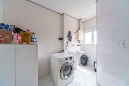 Apartamento à venda com 134m², 3 quartos e 2 vagas Apartamento à venda com 134m², 3 quartos e 2 vagasÁrea de Serviço