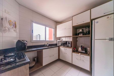 Apartamento à venda com 134m², 3 quartos e 2 vagas Apartamento à venda com 134m², 3 quartos e 2 vagasCozinha