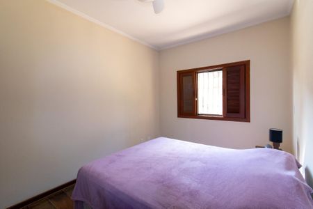 Casa de condomínio à venda com 402m², 3 quartos e 4 vagasQuarto 2