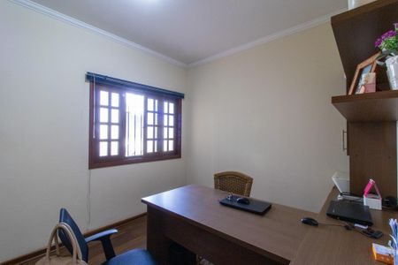 Casa de condomínio à venda com 402m², 3 quartos e 4 vagasEscritório