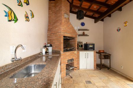 Casa de condomínio à venda com 402m², 3 quartos e 4 vagasÁrea comum