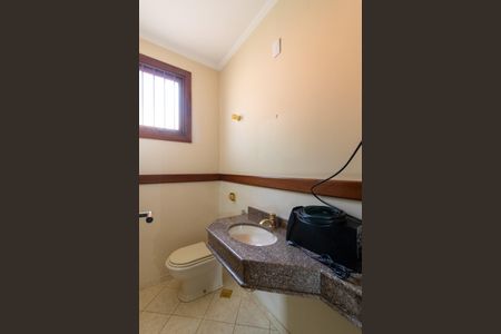 Casa de condomínio à venda com 402m², 3 quartos e 4 vagasEdicula