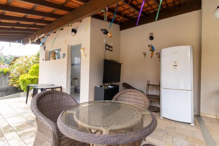 Casa de condomínio à venda com 402m², 3 quartos e 4 vagasÁrea comum