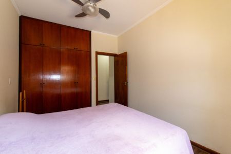 Casa de condomínio à venda com 402m², 3 quartos e 4 vagasQuarto 2