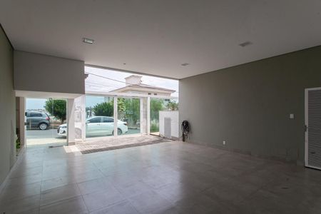 Casa de condomínio para alugar com 310m², 3 quartos e 4 vagas Casa de condomínio para alugar com 310m², 3 quartos e 4 vagasGaragem