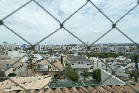 Casa de condomínio para alugar com 310m², 3 quartos e 4 vagas Casa de condomínio para alugar com 310m², 3 quartos e 4 vagasVista da suíte