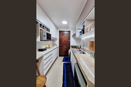 Apartamento à venda com 83m², 2 quartos e 1 vaga Apartamento à venda com 83m², 2 quartos e 1 vagaCozinha