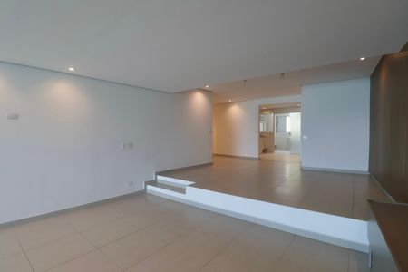 Apartamento para alugar com 190m², 4 quartos e 2 vagas Apartamento para alugar com 190m², 4 quartos e 2 vagasSala