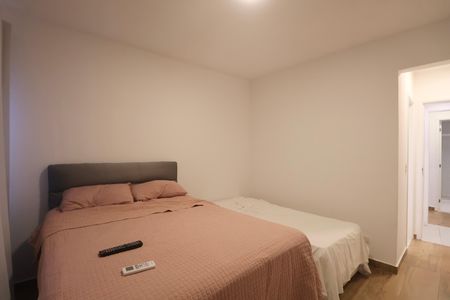 Apartamento para alugar com 190m², 4 quartos e 2 vagas Apartamento para alugar com 190m², 4 quartos e 2 vagasQuarto Suíte 2