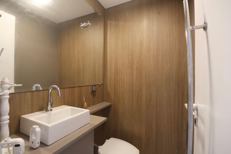 Apartamento para alugar com 190m², 4 quartos e 2 vagas Apartamento para alugar com 190m², 4 quartos e 2 vagasLavabo