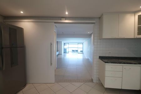 Apartamento para alugar com 190m², 4 quartos e 2 vagas Apartamento para alugar com 190m², 4 quartos e 2 vagasCozinha