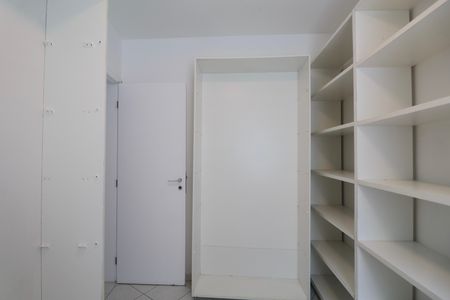 Apartamento para alugar com 190m², 4 quartos e 2 vagas Apartamento para alugar com 190m², 4 quartos e 2 vagasQuarto de Serviço