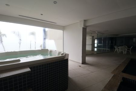 Apartamento para alugar com 190m², 4 quartos e 2 vagas Apartamento para alugar com 190m², 4 quartos e 2 vagasÁrea comum