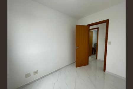 Apartamento para alugar com 56m², 2 quartos e 1 vagaQuarto 1