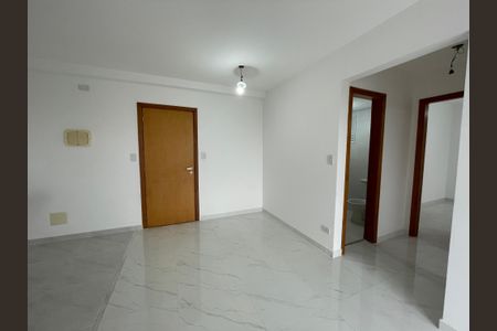 Sala de apartamento para alugar com 2 quartos, 56m² em Granja Viana, Cotia
