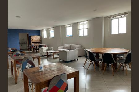 Apartamento para alugar com 56m², 2 quartos e 1 vagaÁrea comum - Salão de festas