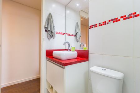 Apartamento à venda com 52m², 2 quartos e 1 vaga Apartamento à venda com 52m², 2 quartos e 1 vagaBanheiro
