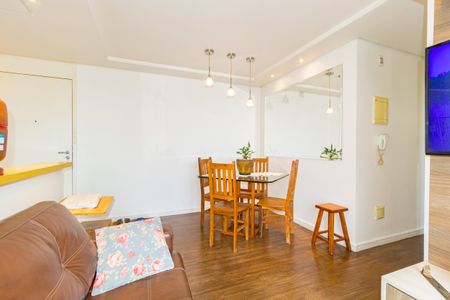 Apartamento à venda com 52m², 2 quartos e 1 vaga Apartamento à venda com 52m², 2 quartos e 1 vagaSala