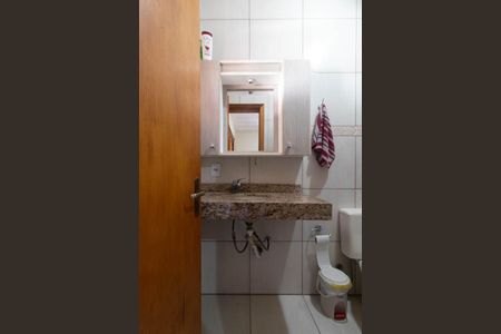 Casa de condomínio à venda com 148m², 3 quartos e 3 vagasBanheiro do Quarto 3