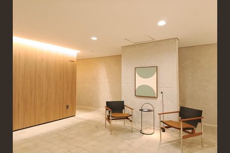 Studio para alugar com 28m², 1 quarto e sem vaga Studio para alugar com 28m², 1 quarto e sem vagaHall de Entrada