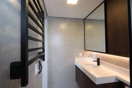 Apartamento à venda com 65m², 2 quartos e 1 vagaBanheiro da Suíte