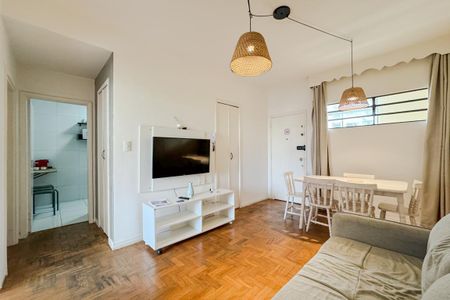 Apartamento para alugar com 70m², 2 quartos e 1 vagaSala