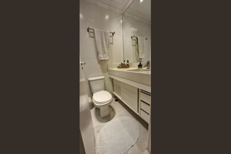 Banheiro de apartamento à venda com 2 quartos, 83m² em Jardim Monte Kemel, São Paulo