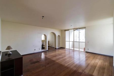 Apartamento à venda com 195m², 4 quartos e 6 vagasFoto 01