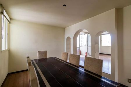 Apartamento à venda com 195m², 4 quartos e 6 vagasFoto 09