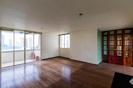 Apartamento à venda com 195m², 4 quartos e 6 vagasFoto 03