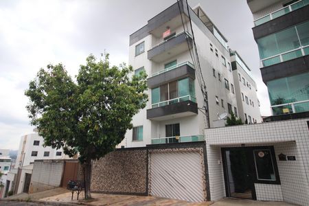 Apartamento à venda com 156m², 3 quartos e 2 vagasFachada 