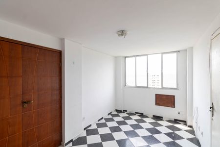 Sala de apartamento para alugar com 1 quarto, 44m² em Campo Grande, Rio de Janeiro