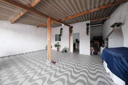 Casa à venda com 168m², 2 quartos e 1 vagaÁrea de Serviço