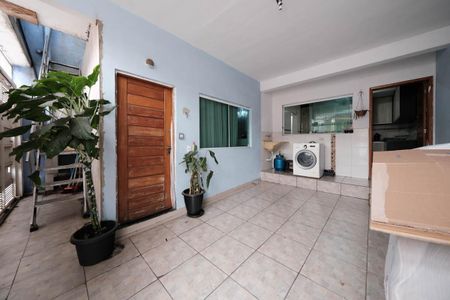 Casa à venda com 168m², 2 quartos e 1 vagaGaragem