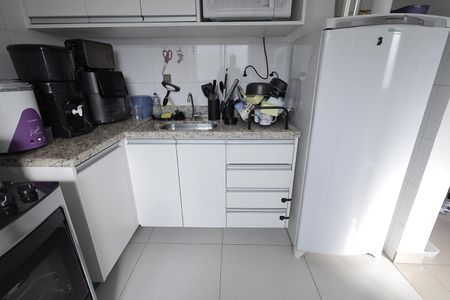Cozinha de apartamento para alugar com 1 quarto, 38m² em Jardim Jamaica, Santo André